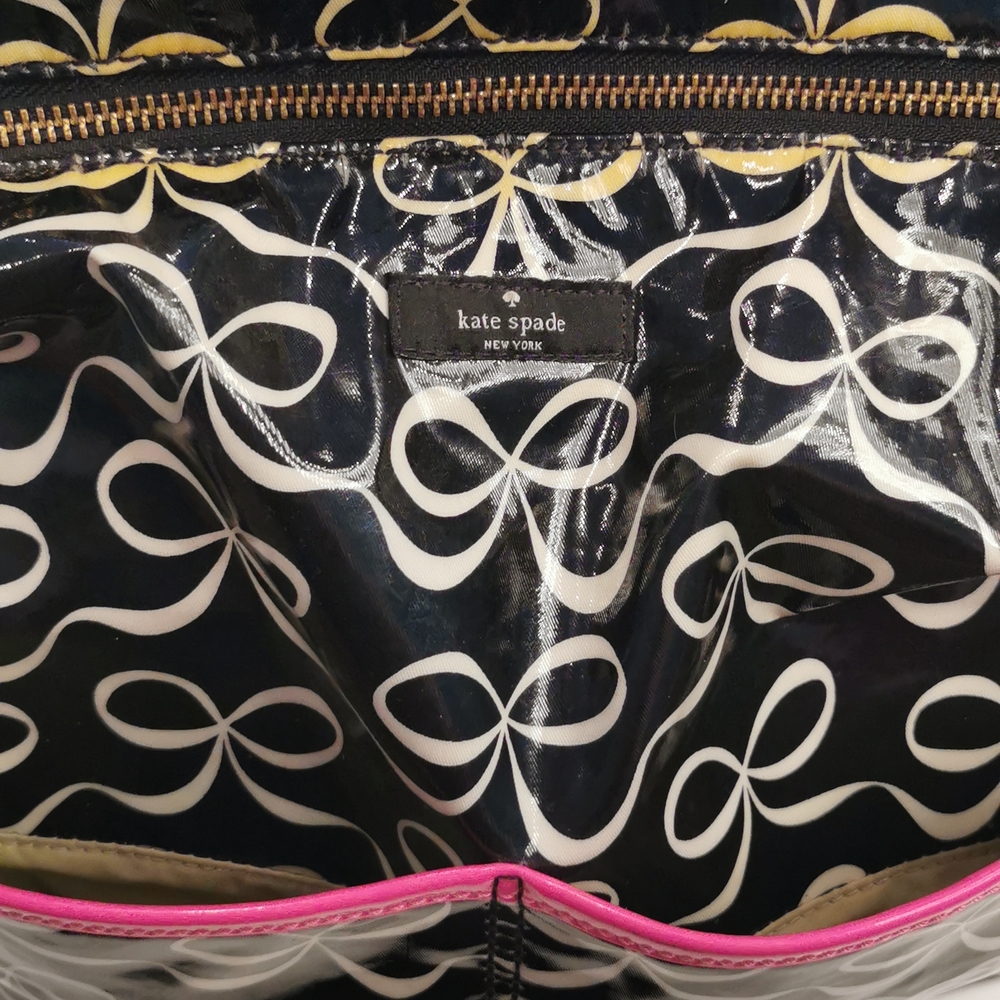 🍄 Kate Spade Diaper Bag - Picture 8 of 17
